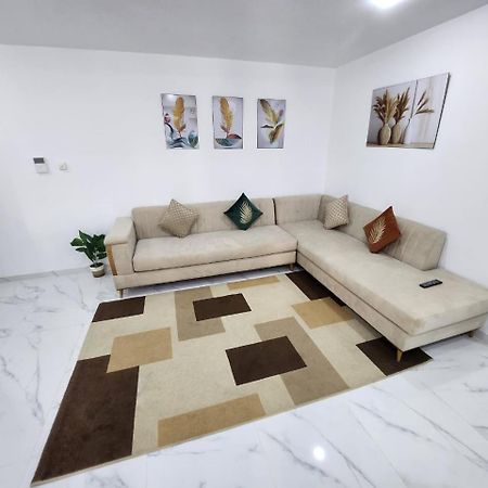 Апартаменти Elegant S1 Meuble Garde A Ariana -Tunis Екстер'єр фото