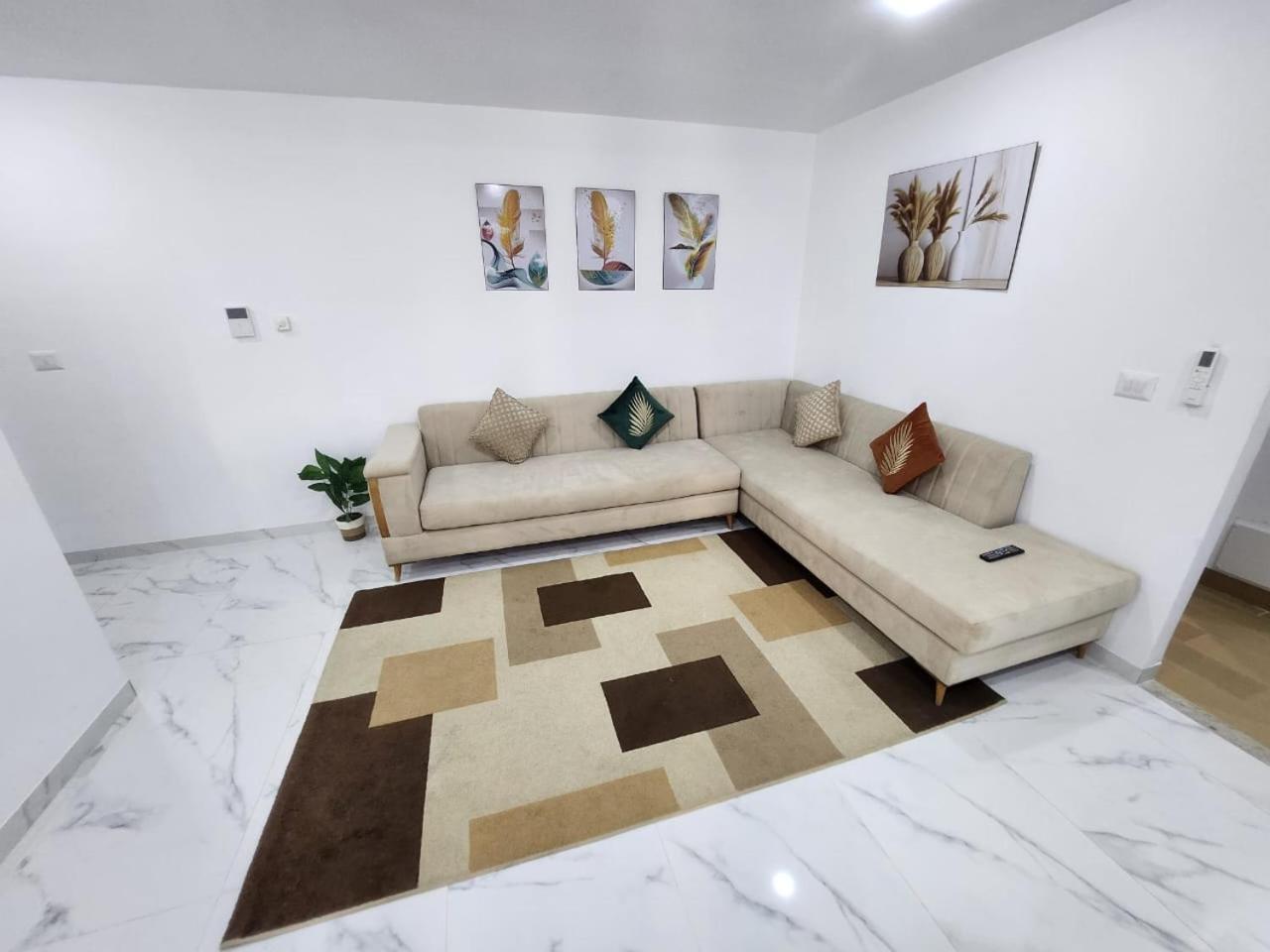 Апартаменти Elegant S1 Meuble Garde A Ariana -Tunis Екстер'єр фото