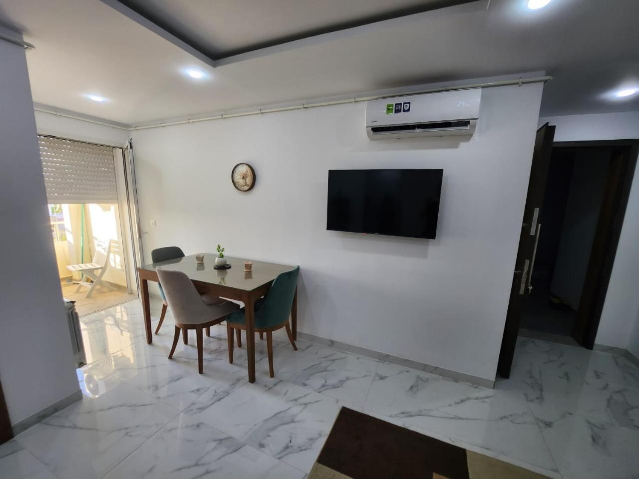 Апартаменти Elegant S1 Meuble Garde A Ariana -Tunis Екстер'єр фото
